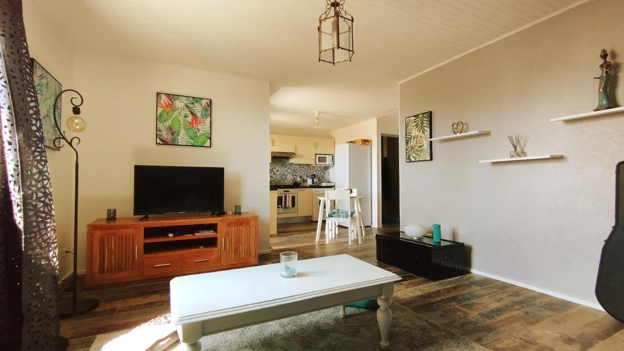 F2 Residence Oasis Terre Rouge A Saint Pierre Bagian luar foto